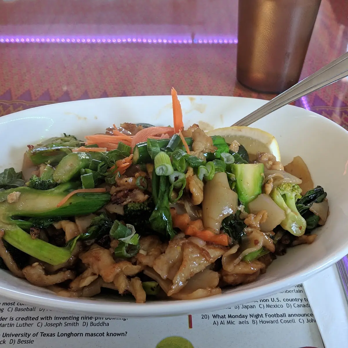 Pad See-EW Chicken
