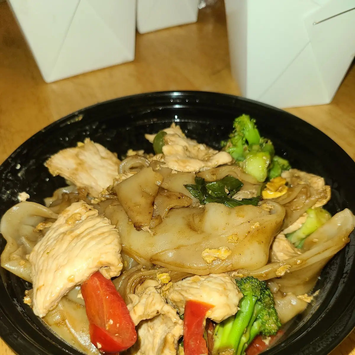 Drunken Noodle Pad Kee Mao