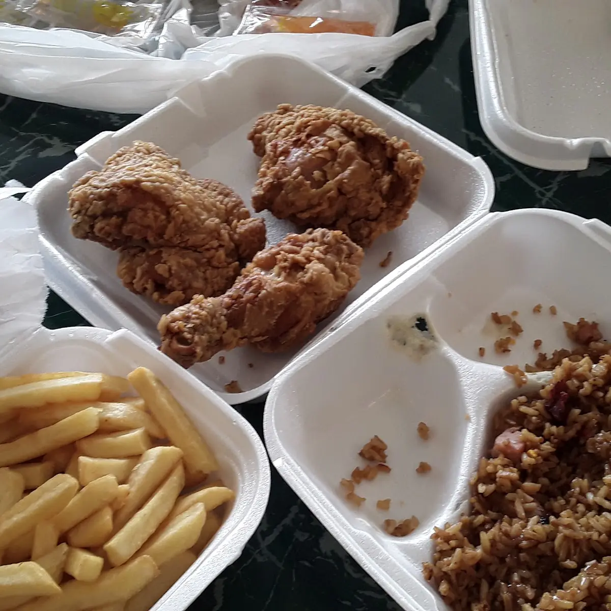 Three Presas Pollo Fritto