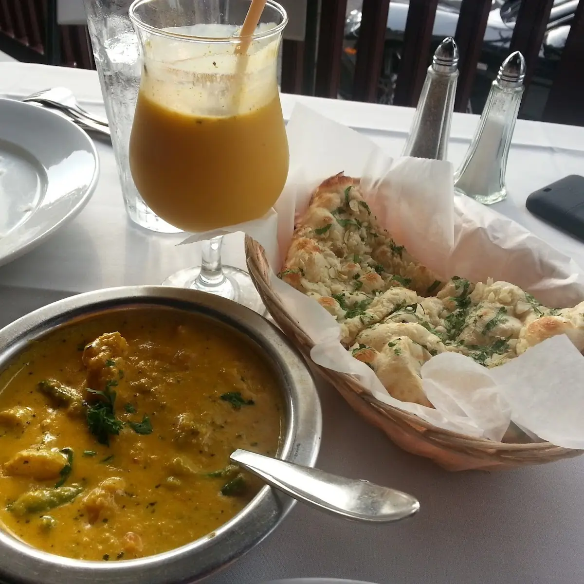 Garlic Naan and Mango Lassi