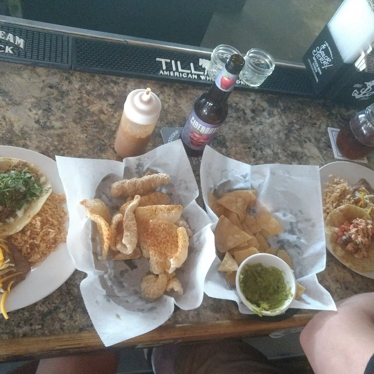 Tacos Chicharrones Chips and Guacamole