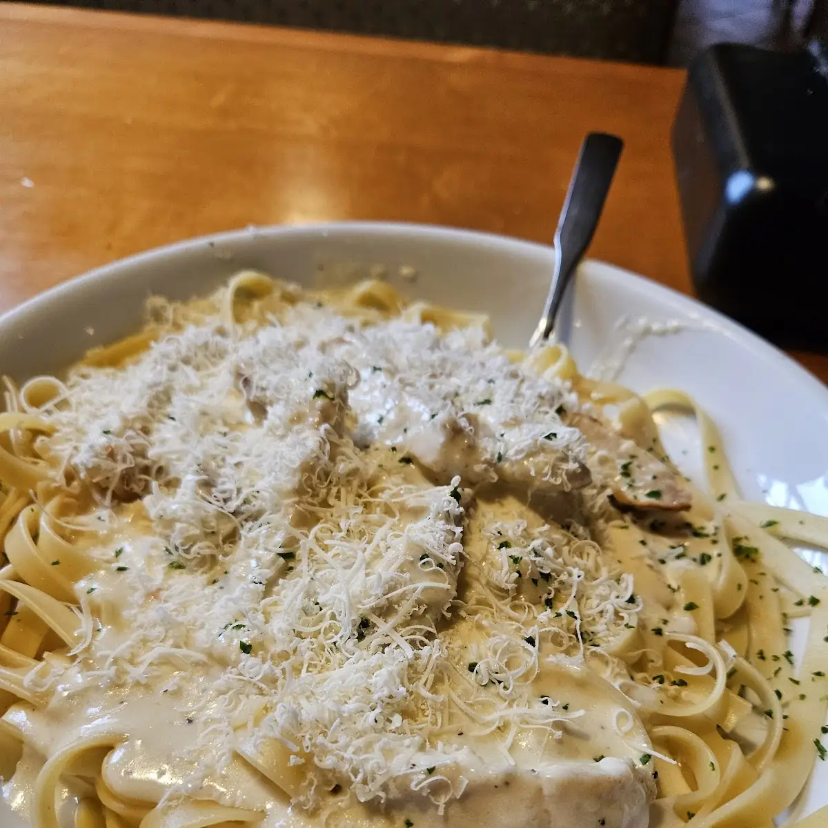 Fetuchini Alfredo Pasta with Chicken Alfredo
