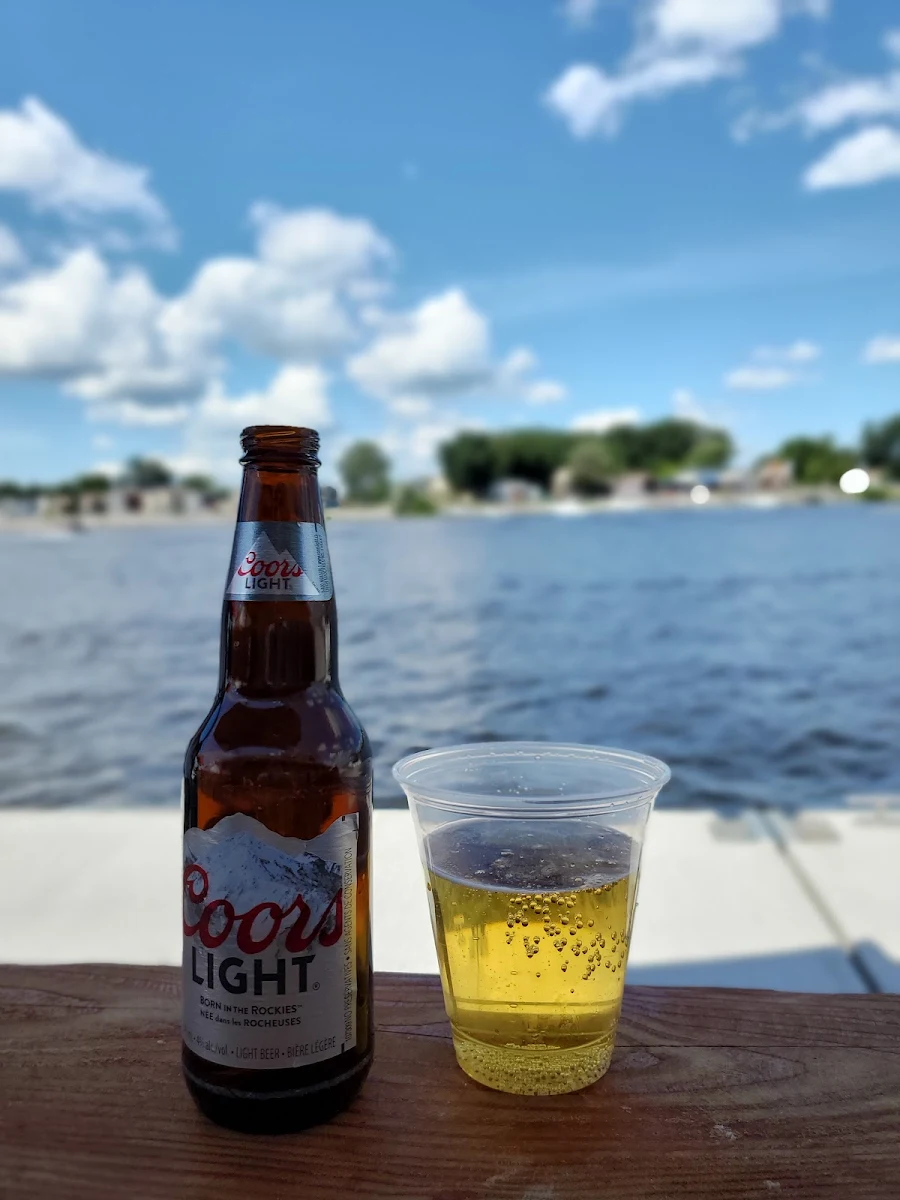 Coors Light, Rockcliffe Boathouse Restaurant & Marina