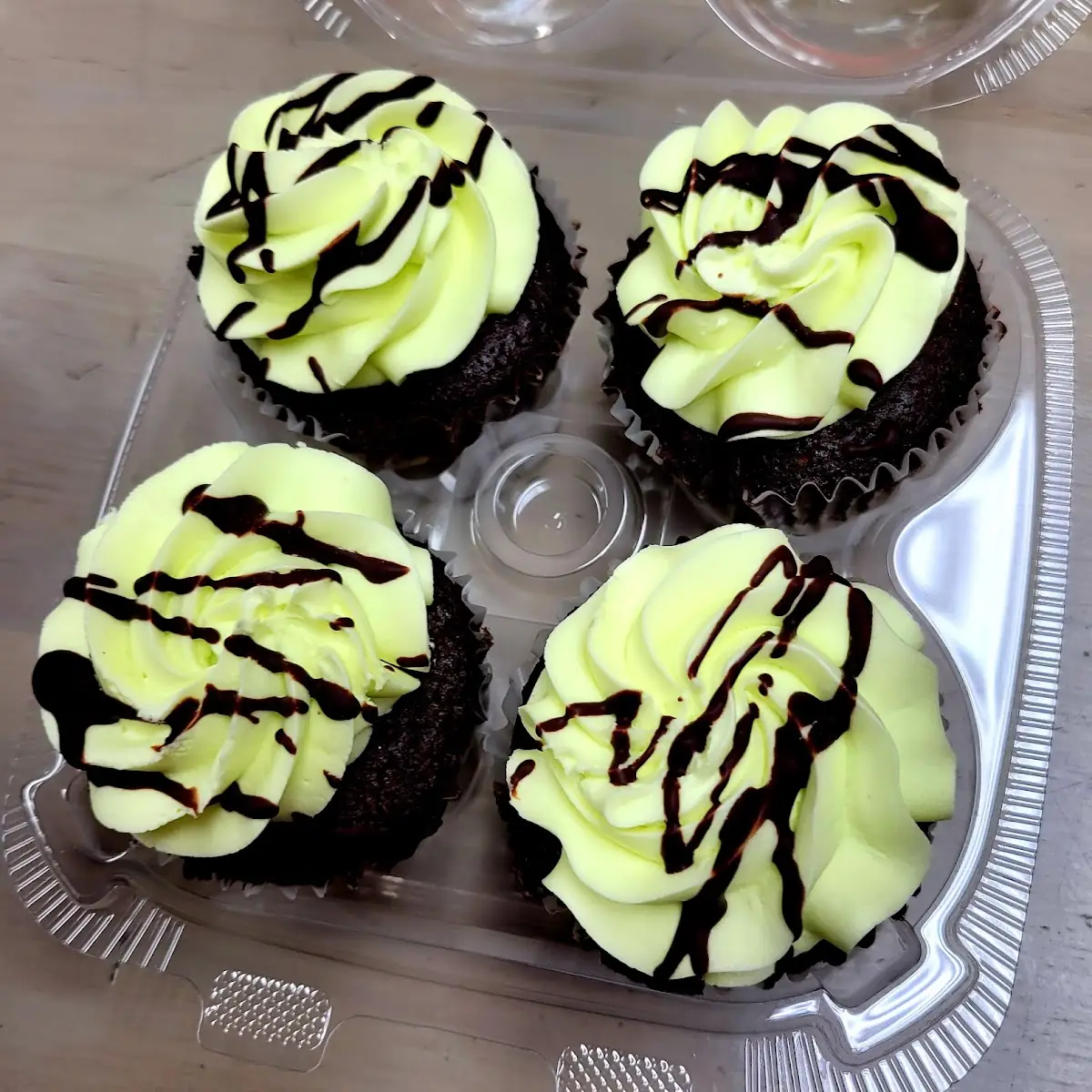 Mint Chocolate Chip Cupcakes