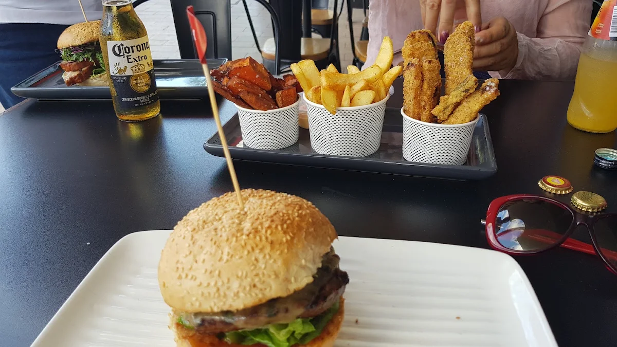 Highlights, Grill'd Neutral Bay