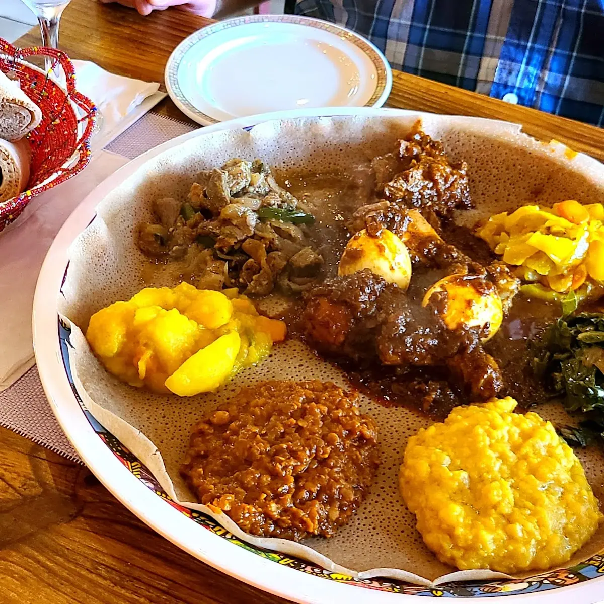 Queens 8 Sampler Platter