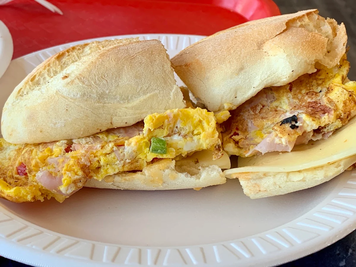 Western Omelette Sandwich with Pepper Jack Cheese
