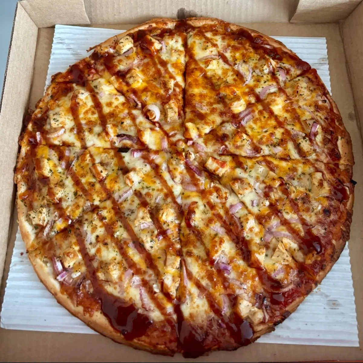 Gluten-Free BBQ Chicken Pizza