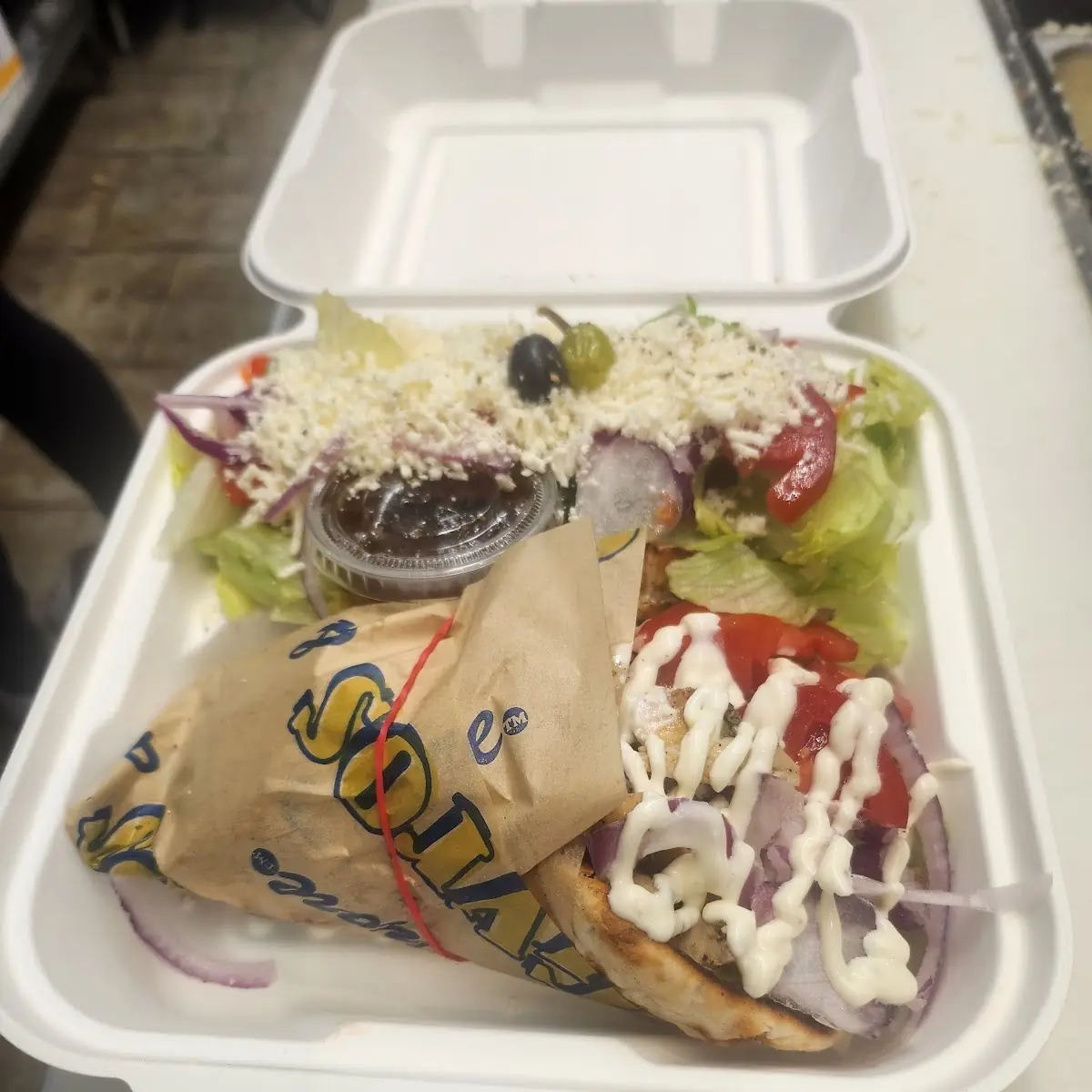Highlights, Gyros & More Amherstburg