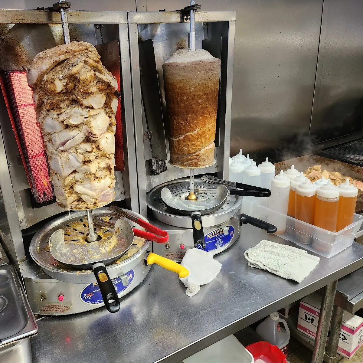 Highlights, Gyros & More Amherstburg