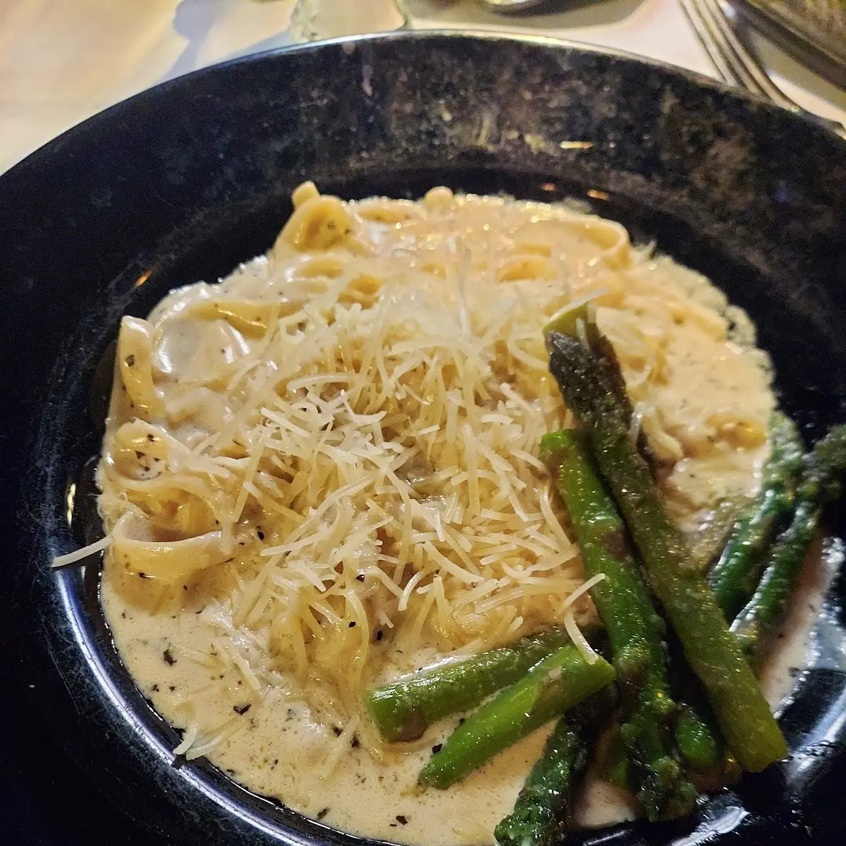 Fettuccine Alfredo