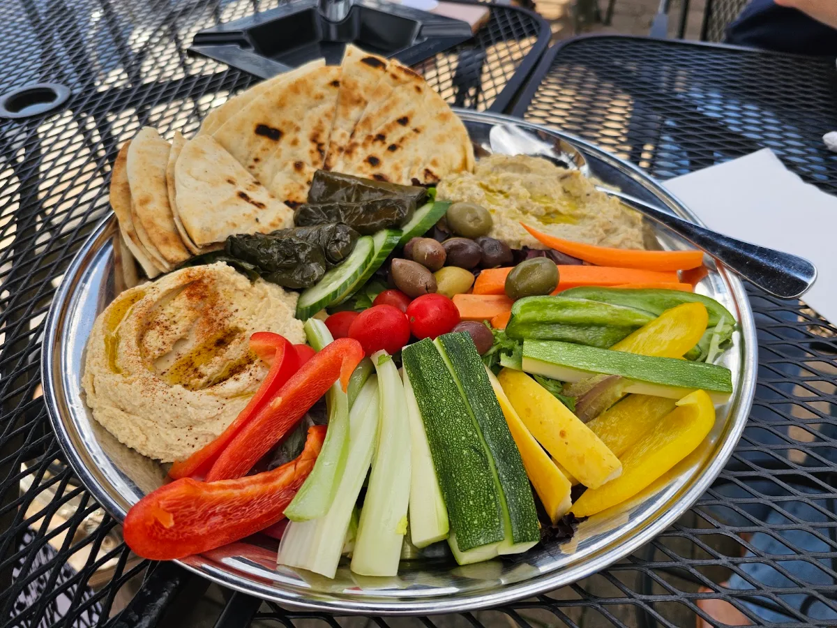 Hummus Plate