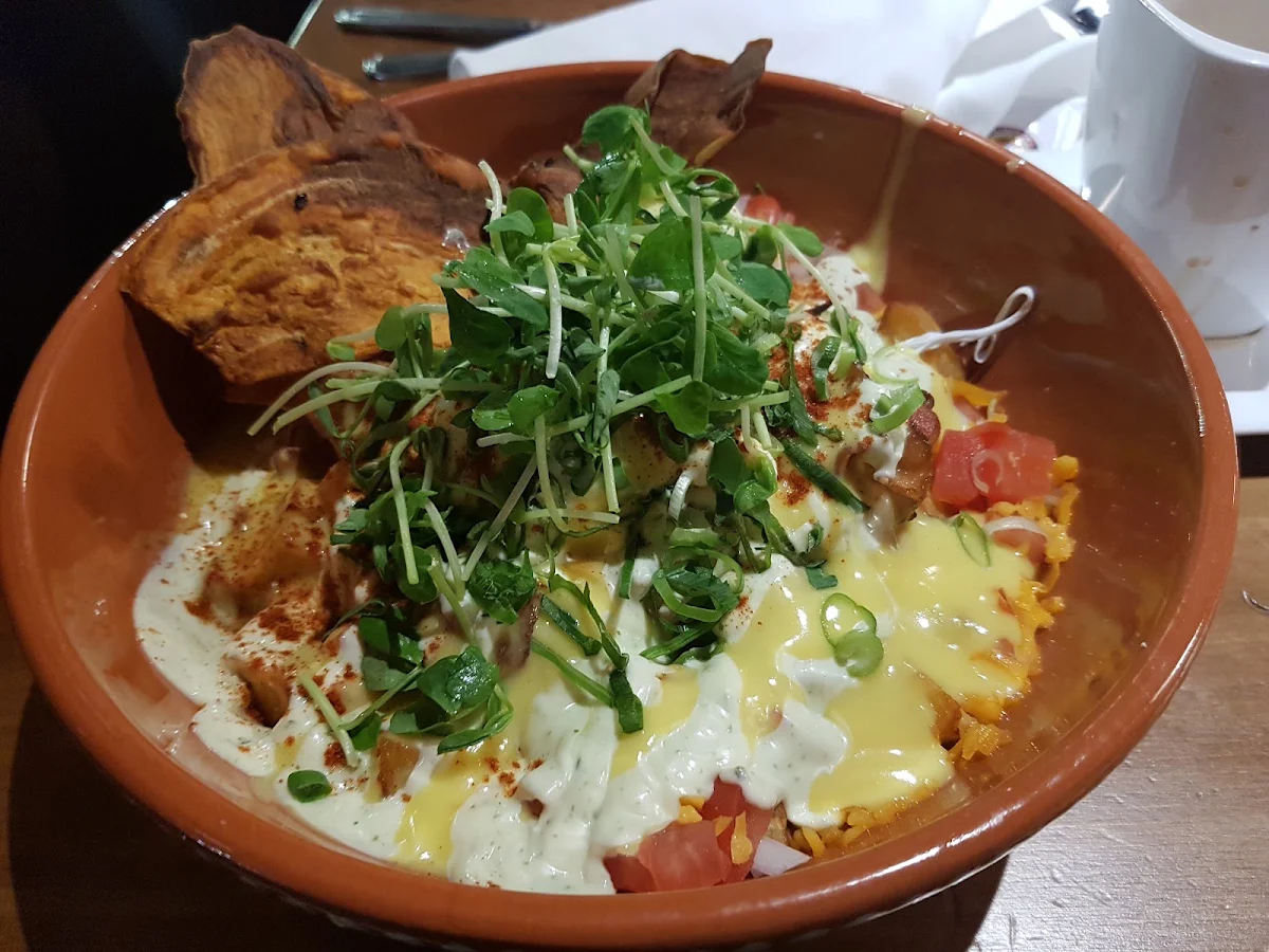 Breakfast Poutine