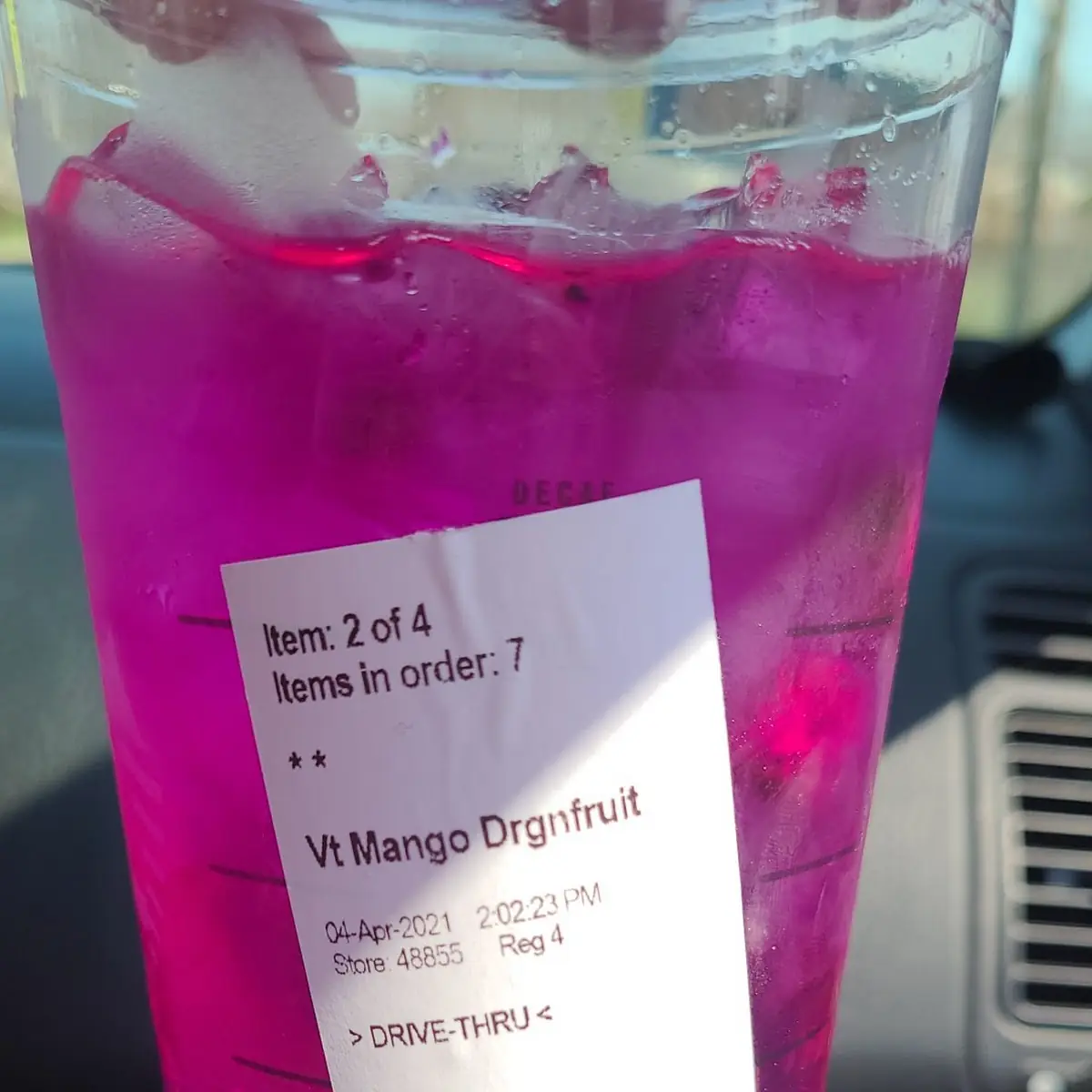 Dragón Fruit and Mango Refresher