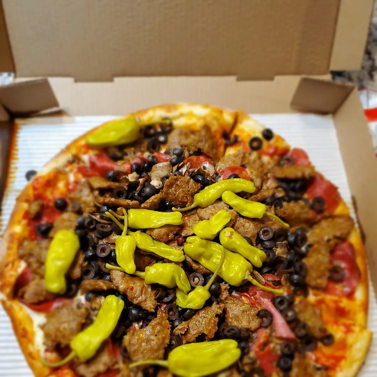 Leonardo Supreme Pizza