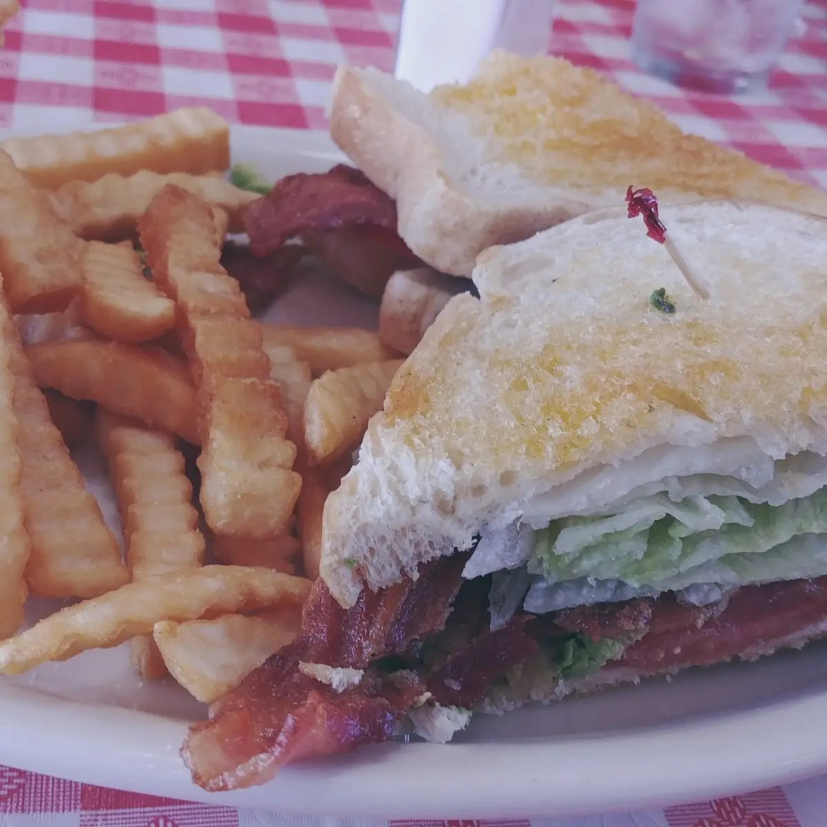 blt Sandwich and Fries