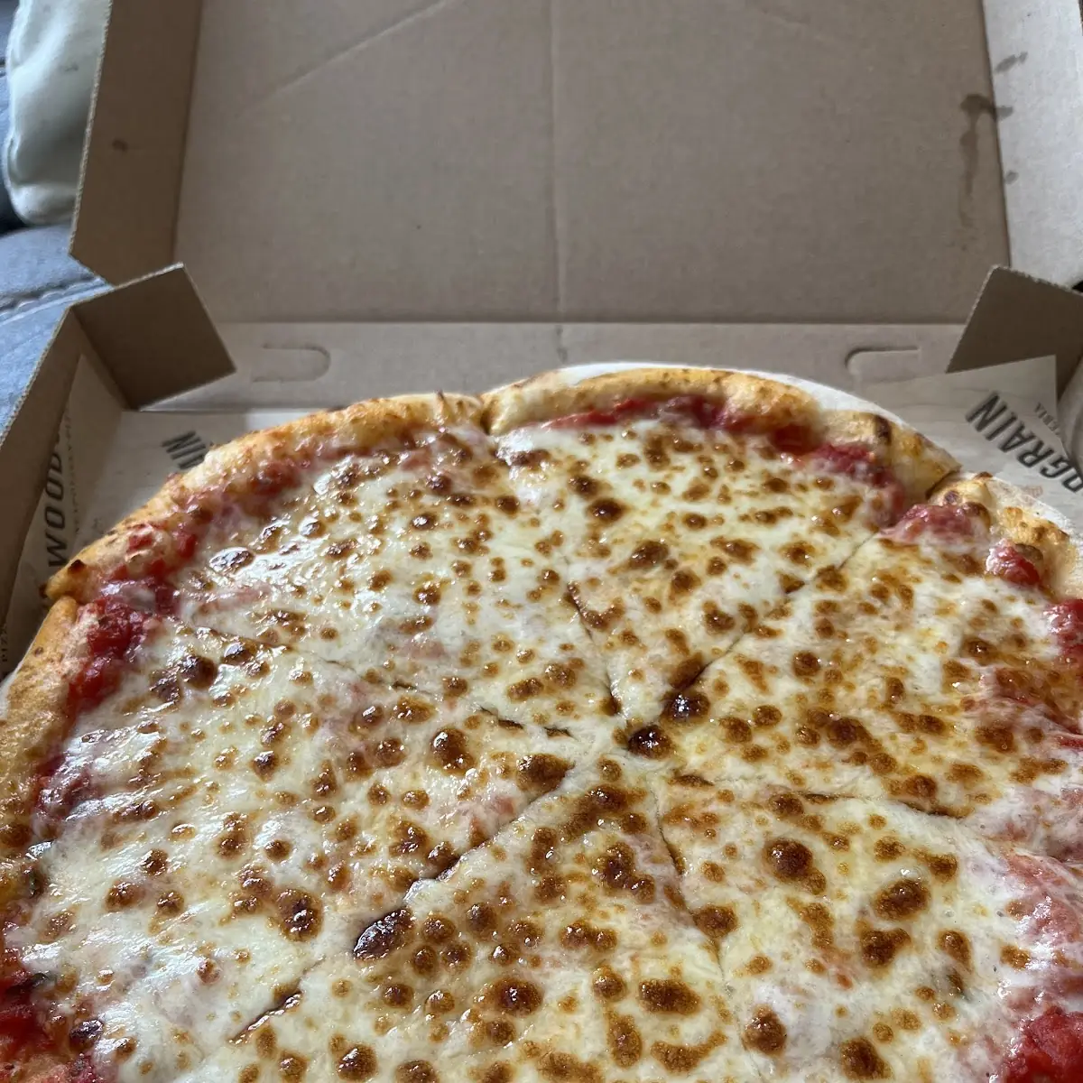 Simple Pie Cheese Pizza