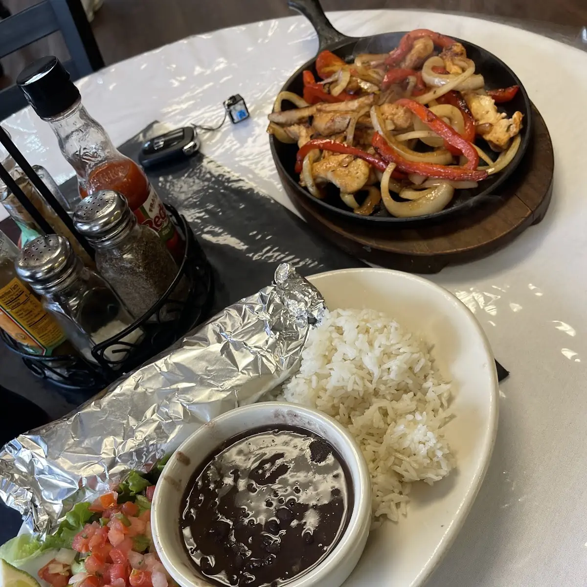 Fajitas De Res O Pollo Beef or Chicken Fajitas