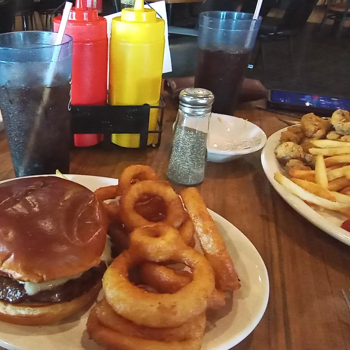 Mongo Burger with Onion Rings