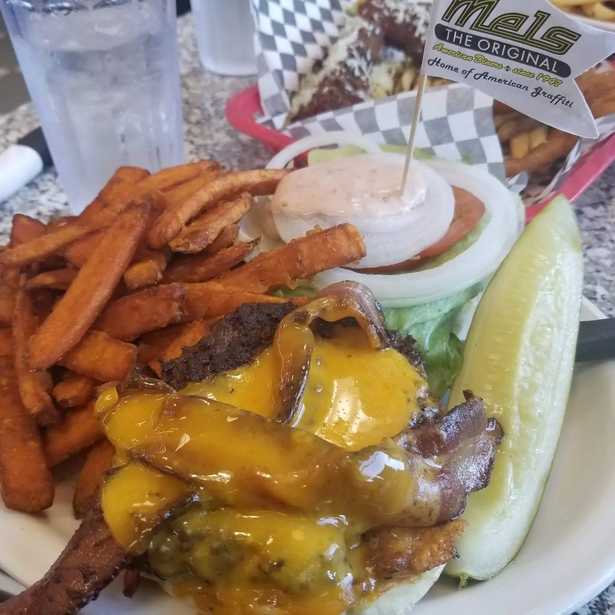 Bacon Cheeseburger