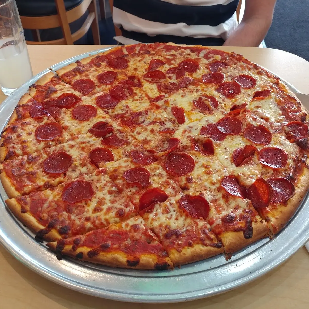 18 Pepperoni Pizza