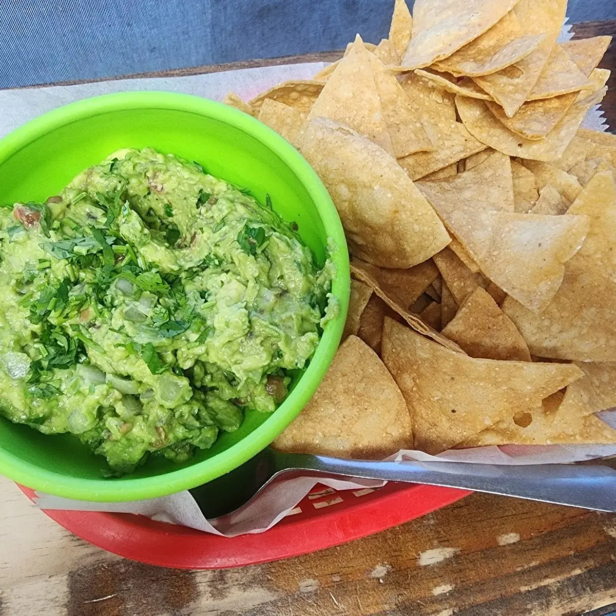 Chips & Guacamole
