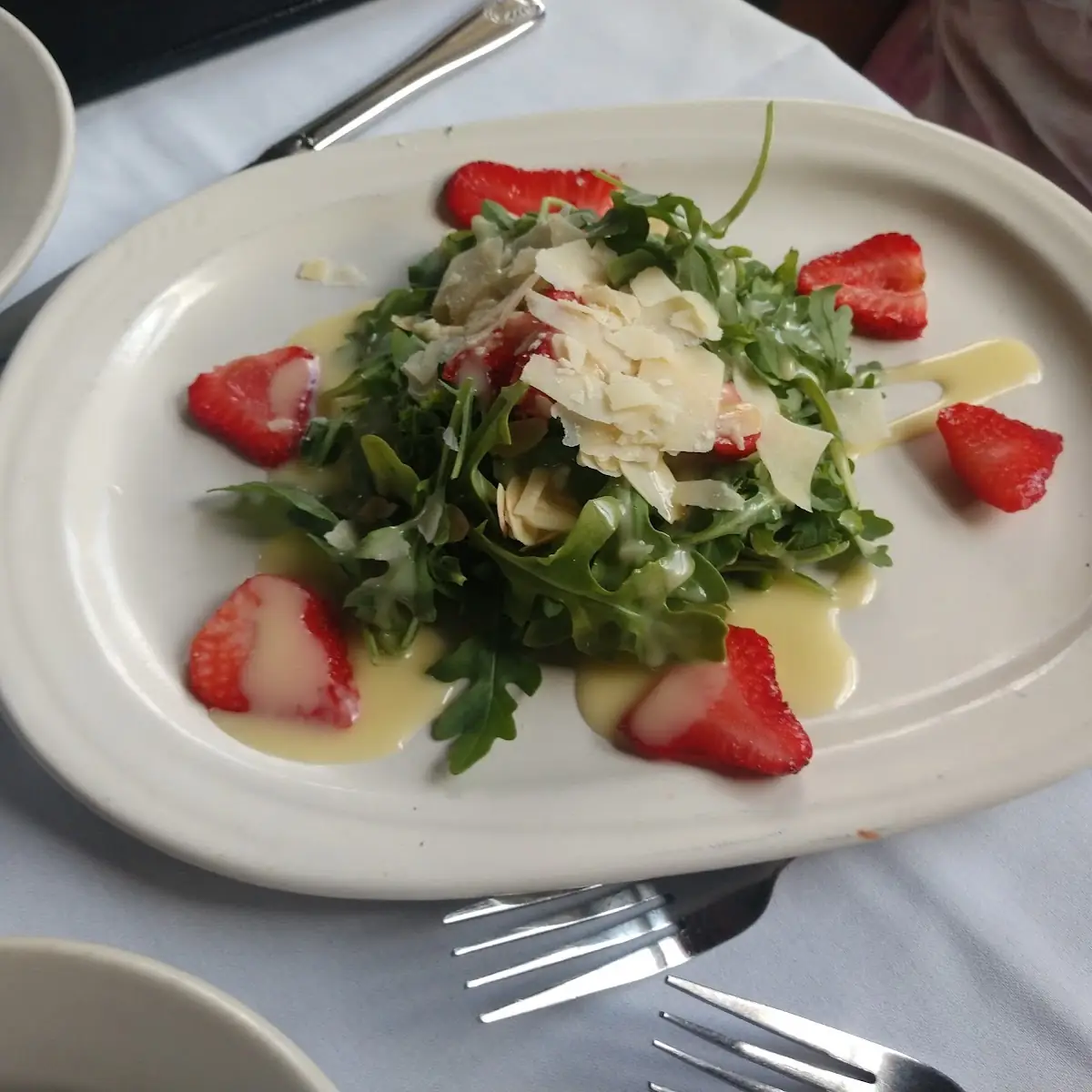 Strawberry Arugula Salad