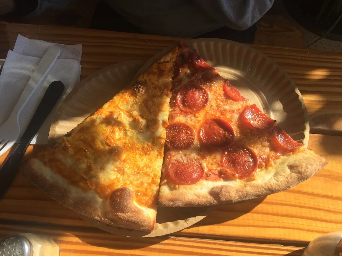Cheese Pizza Pepperoni Pizza