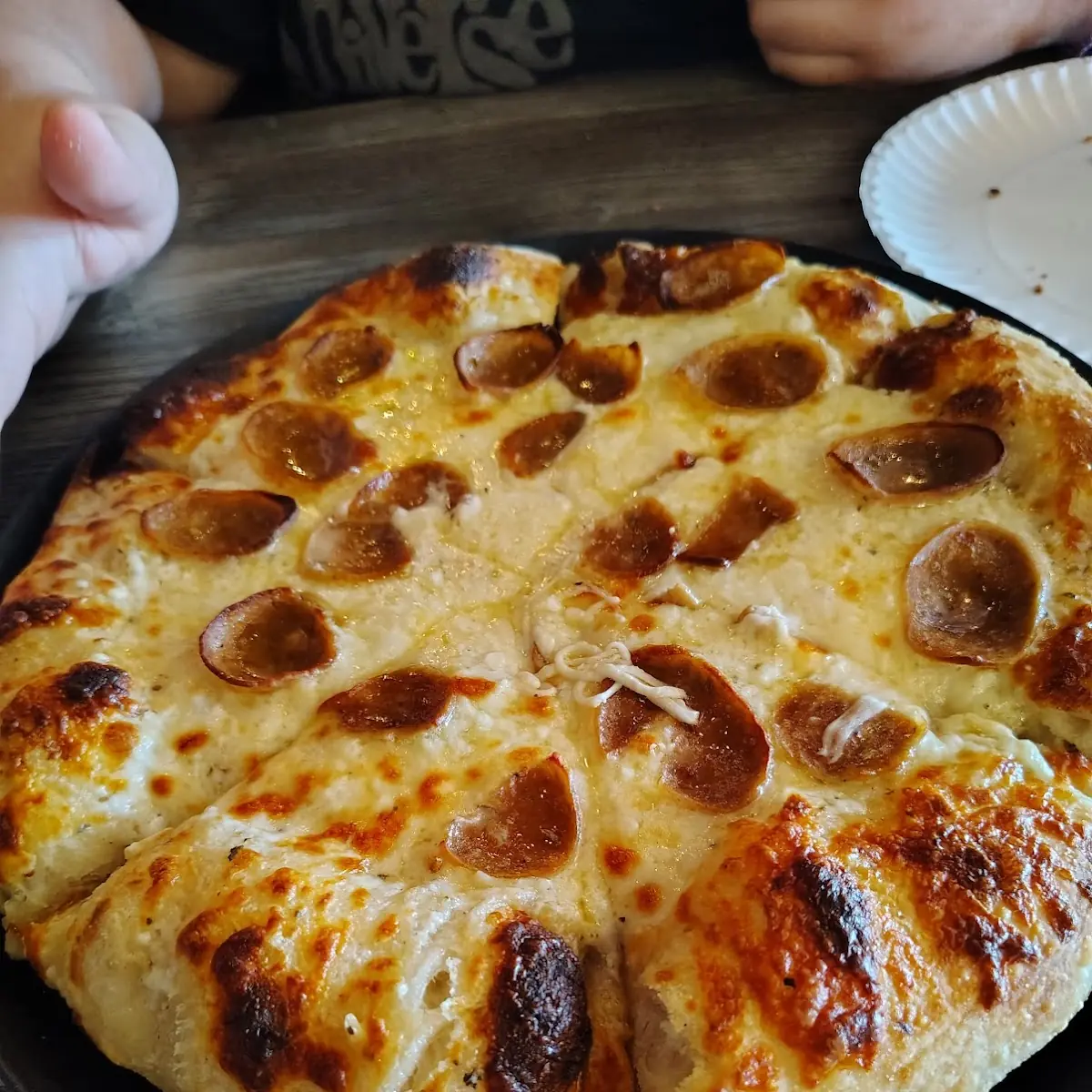 Sausage Pizza with White Sauce