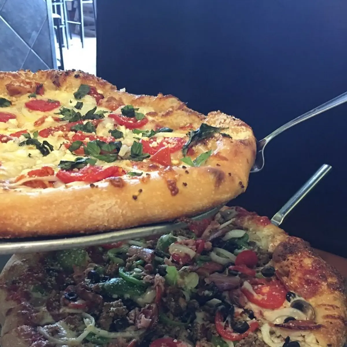 One Topping Slice Lil' Tossed Salad & Soft Drink
