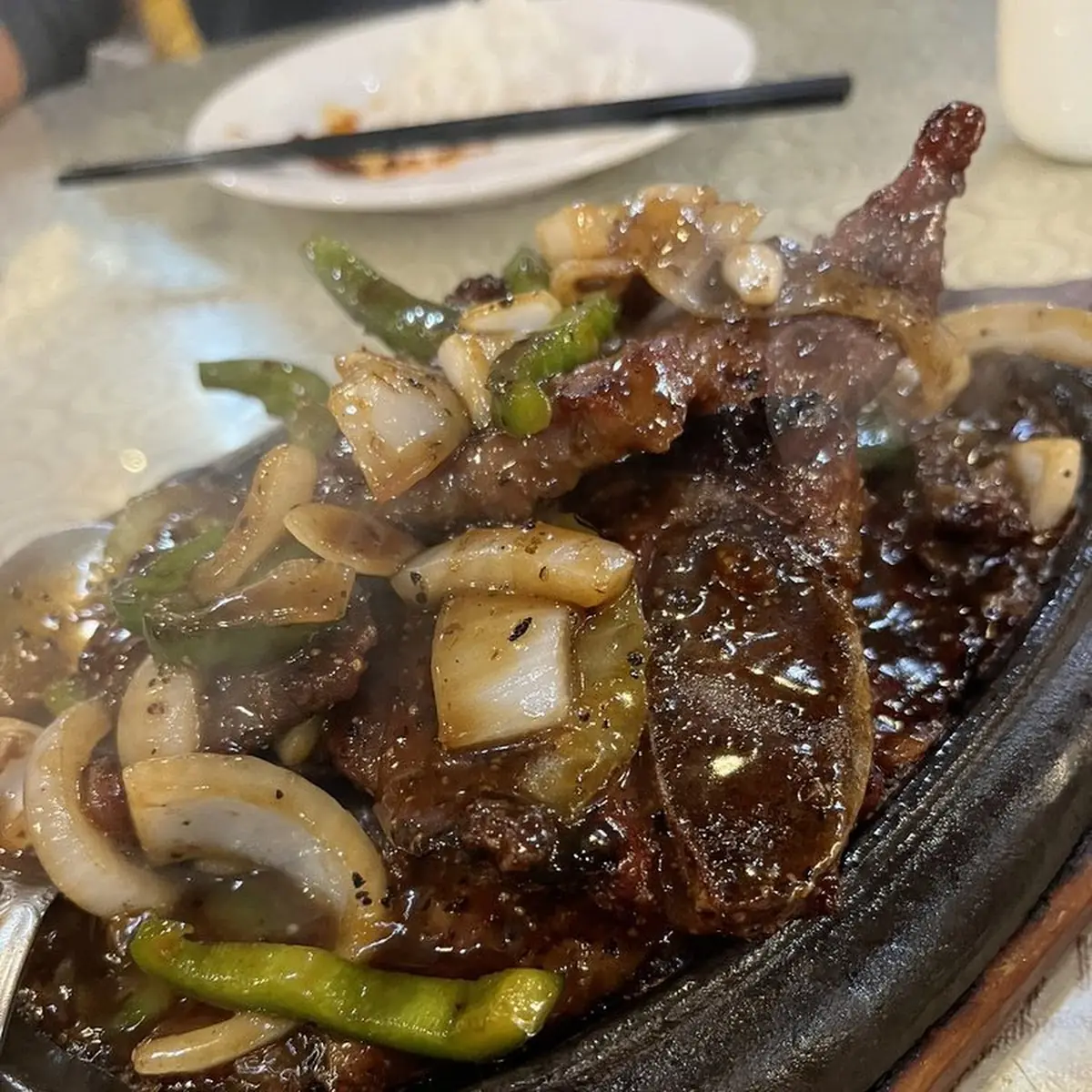 Sizzling Chicken / 嘟嘟滑鸡煲