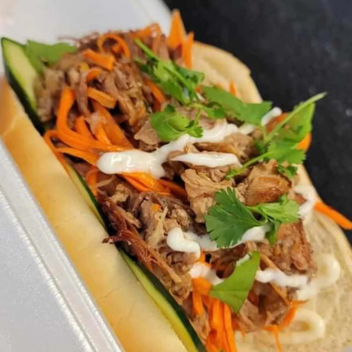 Taco Banh MI ˈBɑːN MIː