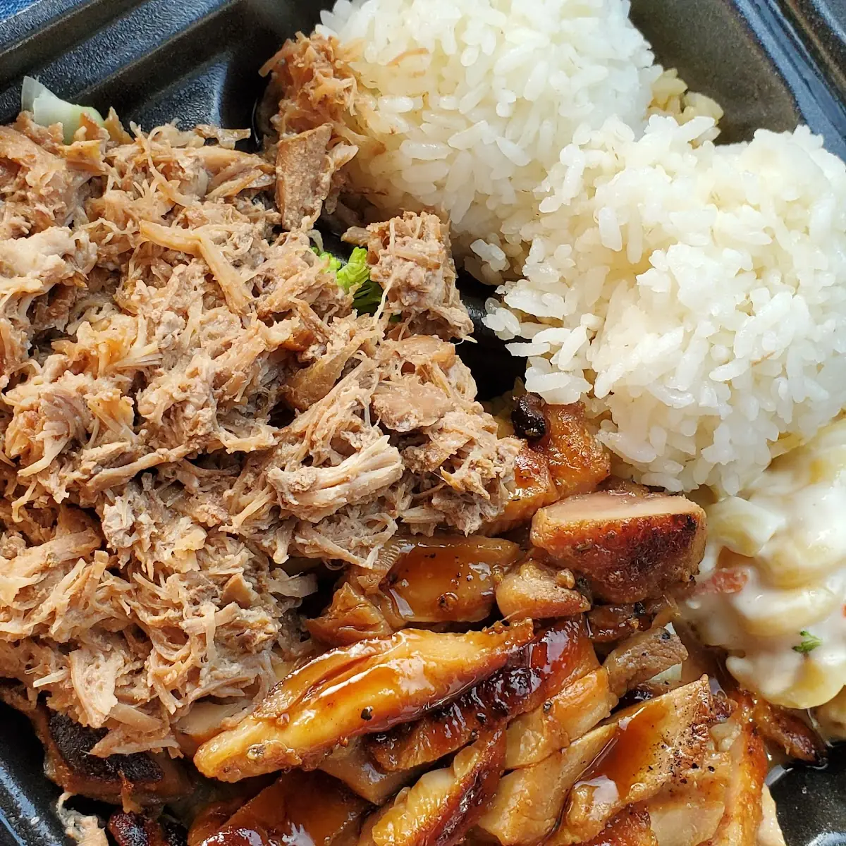 White Rice Kalua and Mac Salad