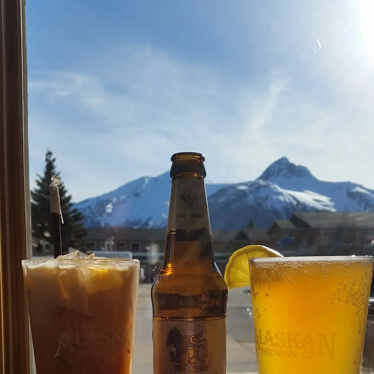 Alaskan Draft Singha Beer Thai Iced Tea