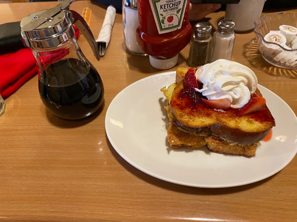 Strawberry Cheesecake French Toast, Sunset Grill