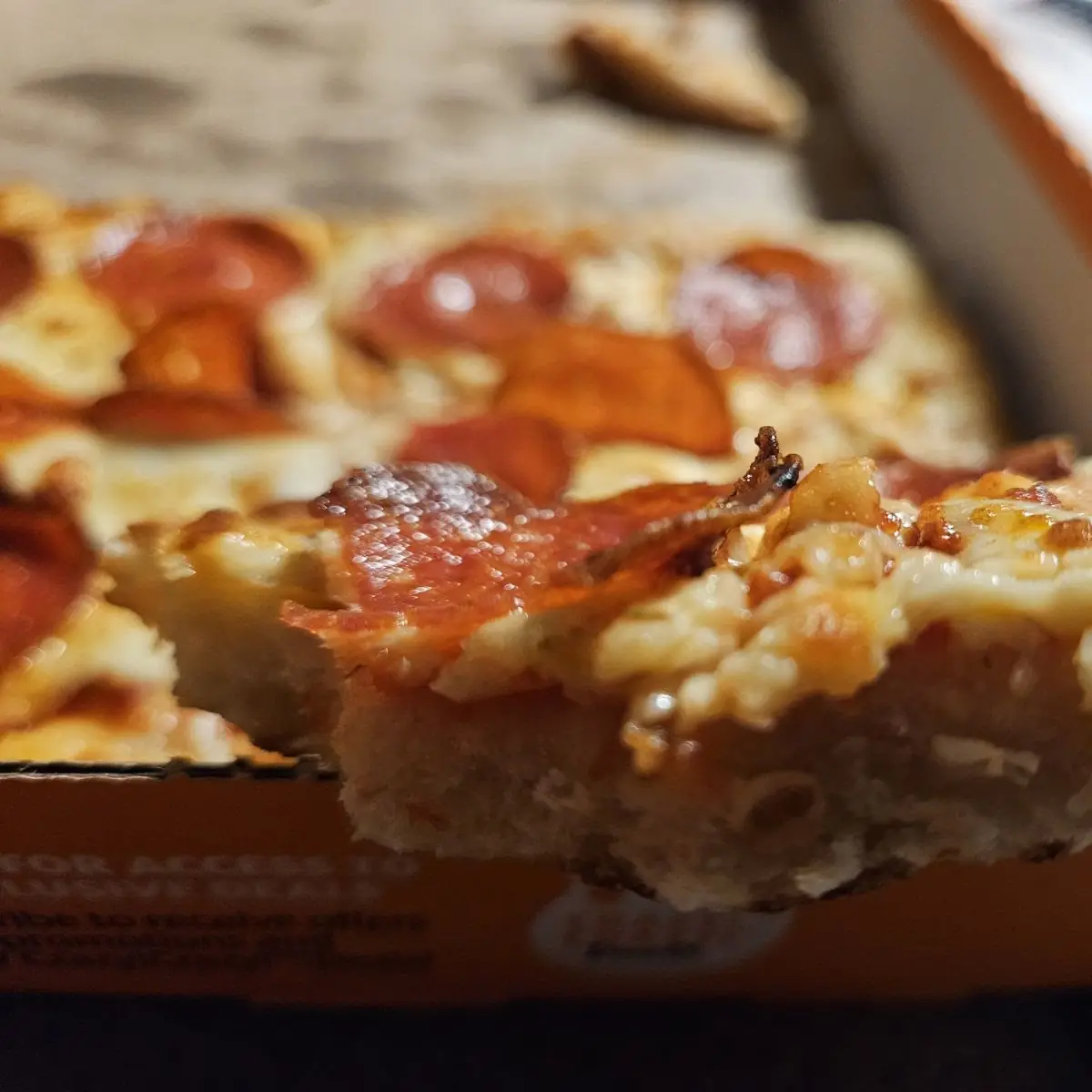 Pepperoni Pizza Deep Dish