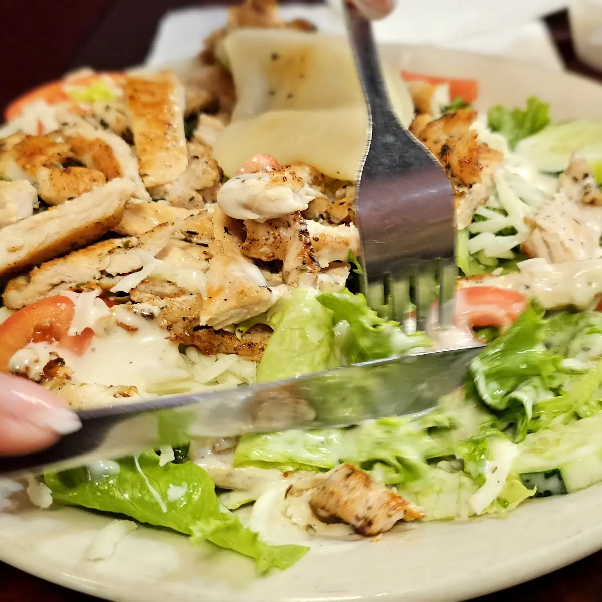 Grilled Chicken Salad with Ranch