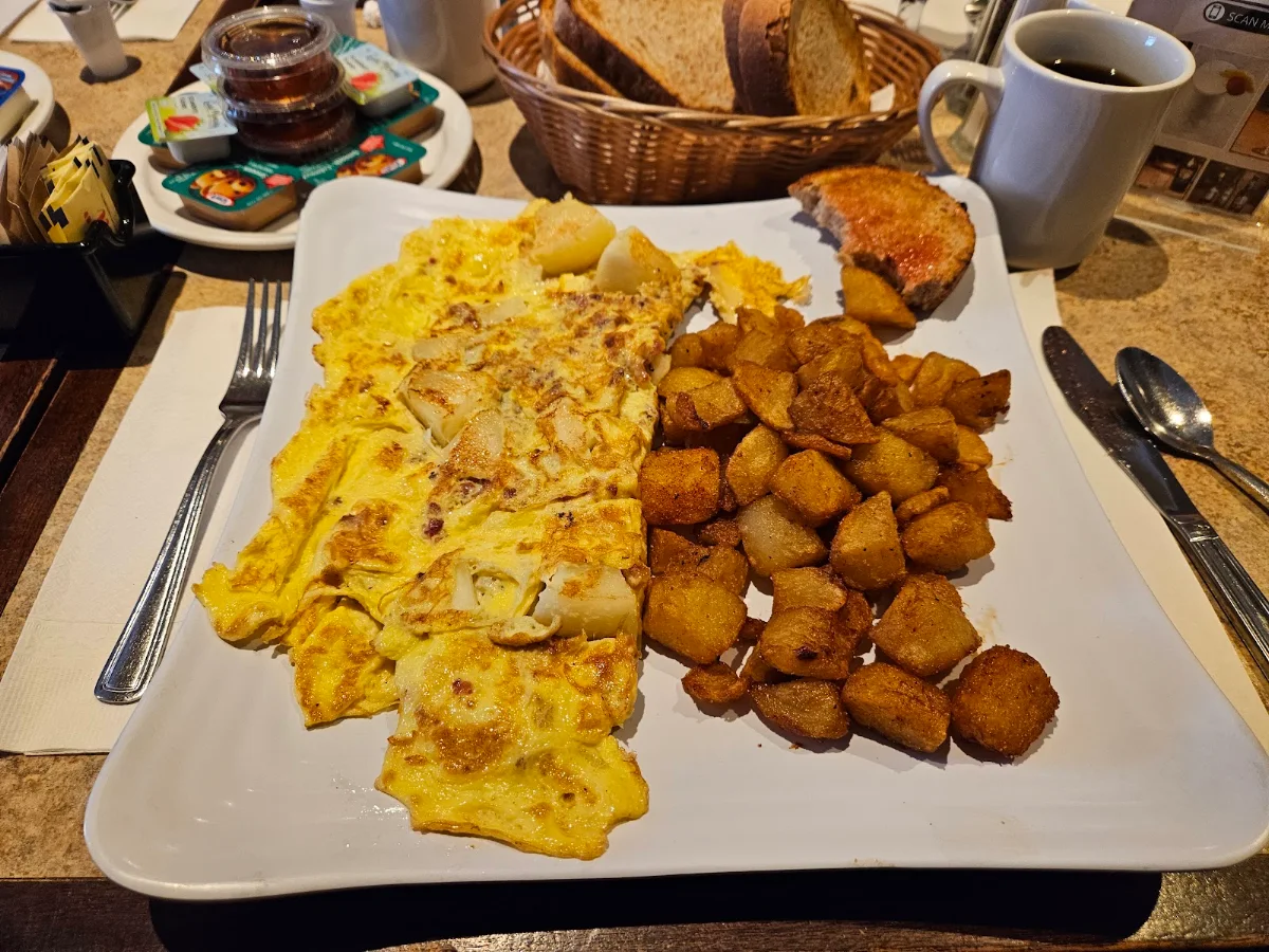 Bacon, cheddar et Avocat Benedictine/Bacon, cheddar and Avocado