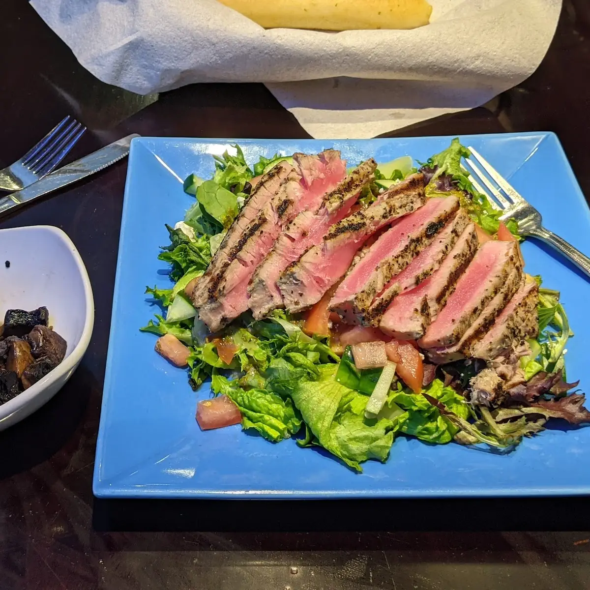 Seared Tuna Salad
