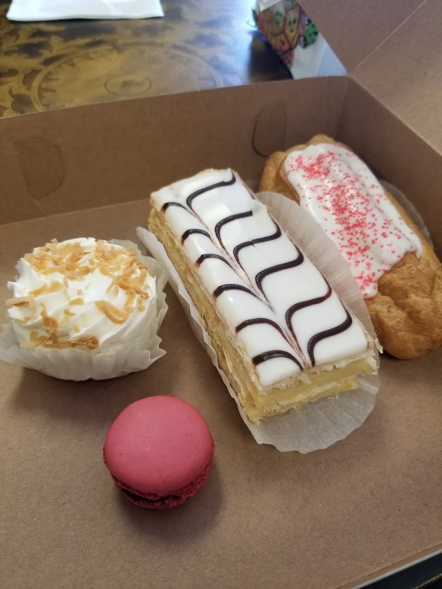 Napolitano Key Lime Pie Raspberry Eclairs