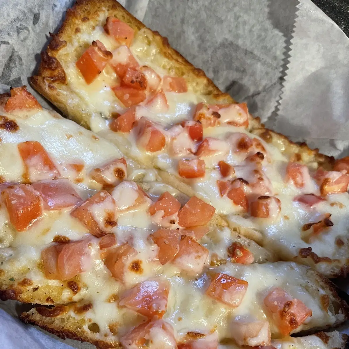Tomato Garlic Cheese Bread