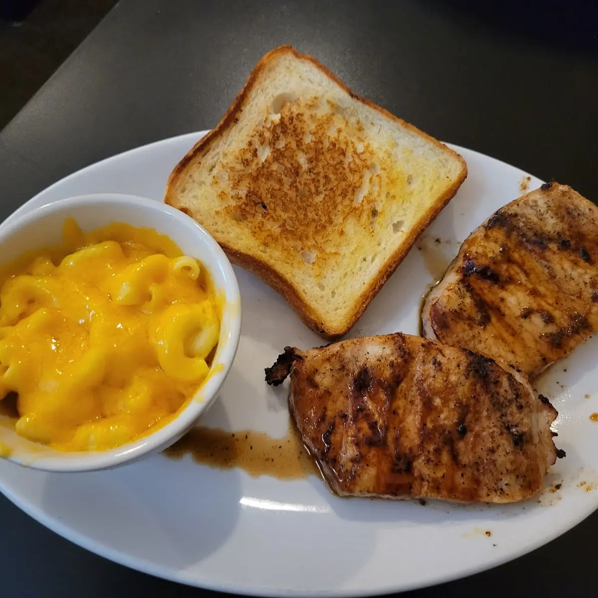Grlled Pork Chops with Fabulous Mac & Cheese