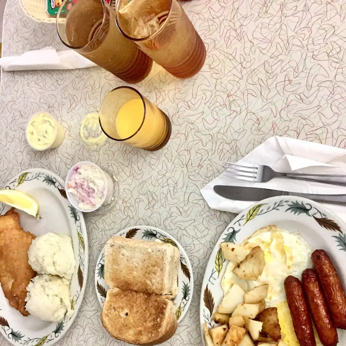 Highlights, Basell’s Restaurant & Tavern
