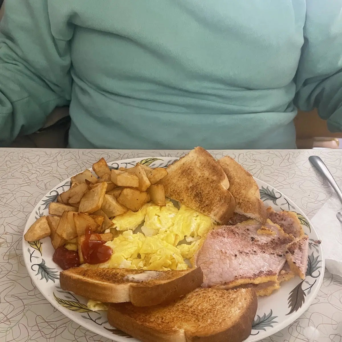 Highlights, Basell’s Restaurant & Tavern