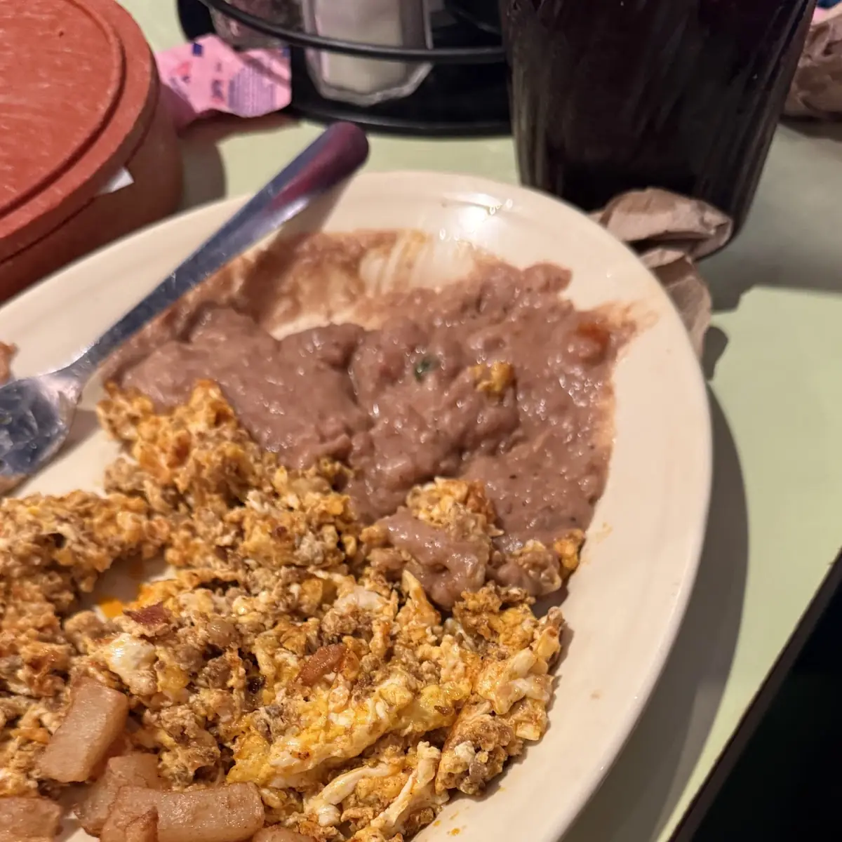 Scrambled Eggs a la mexicana Plate