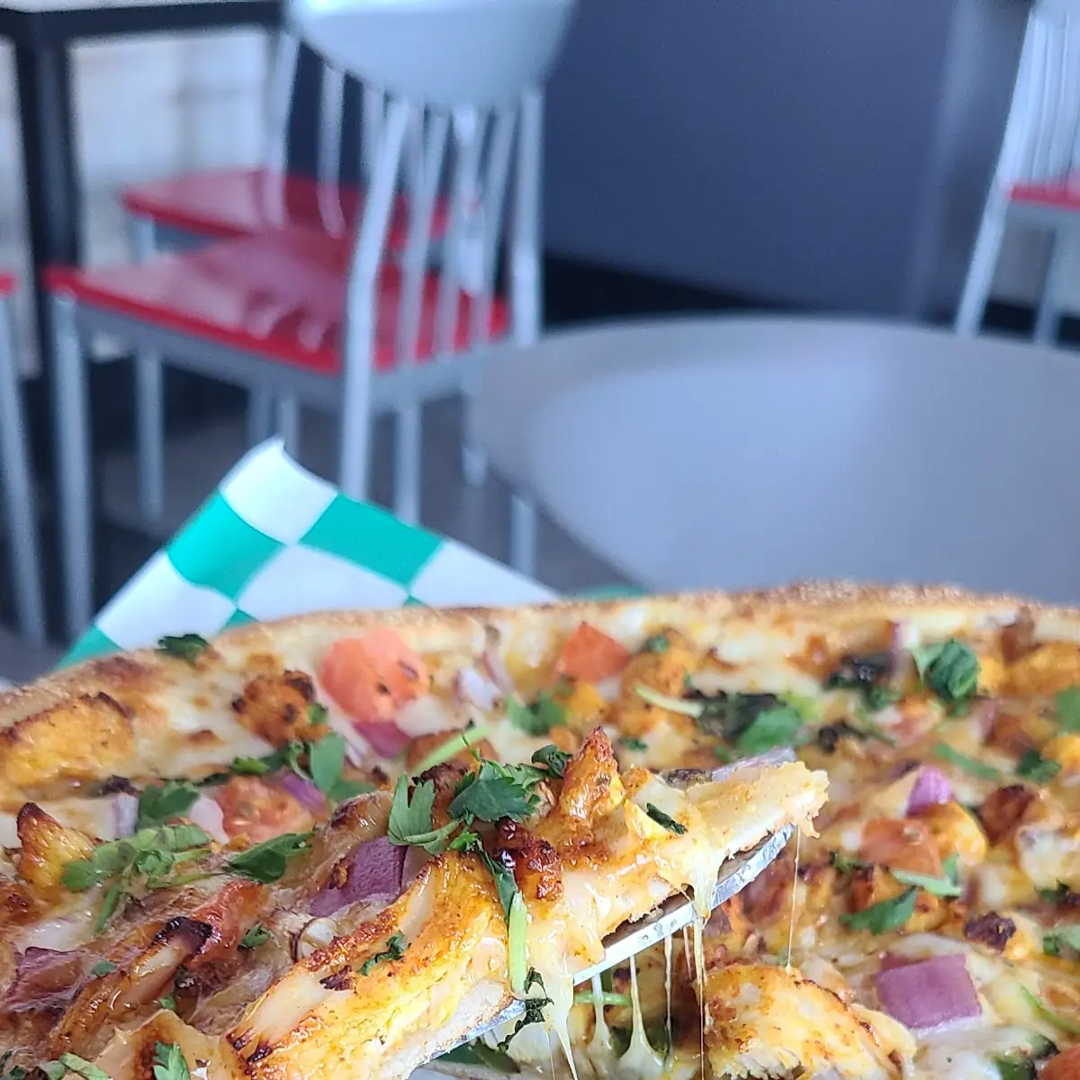 Butter Chicken Pizza