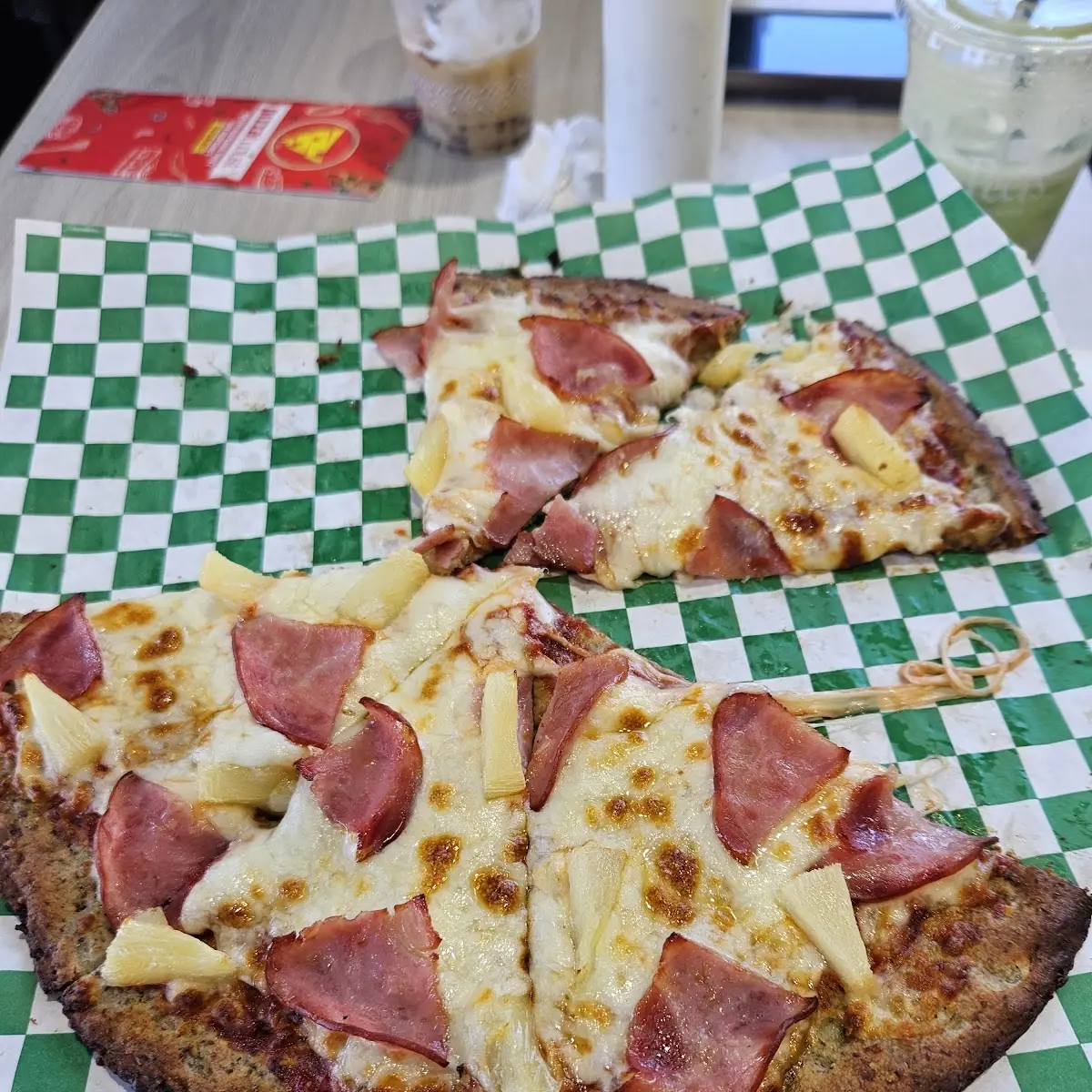 Hawaiian Pizza