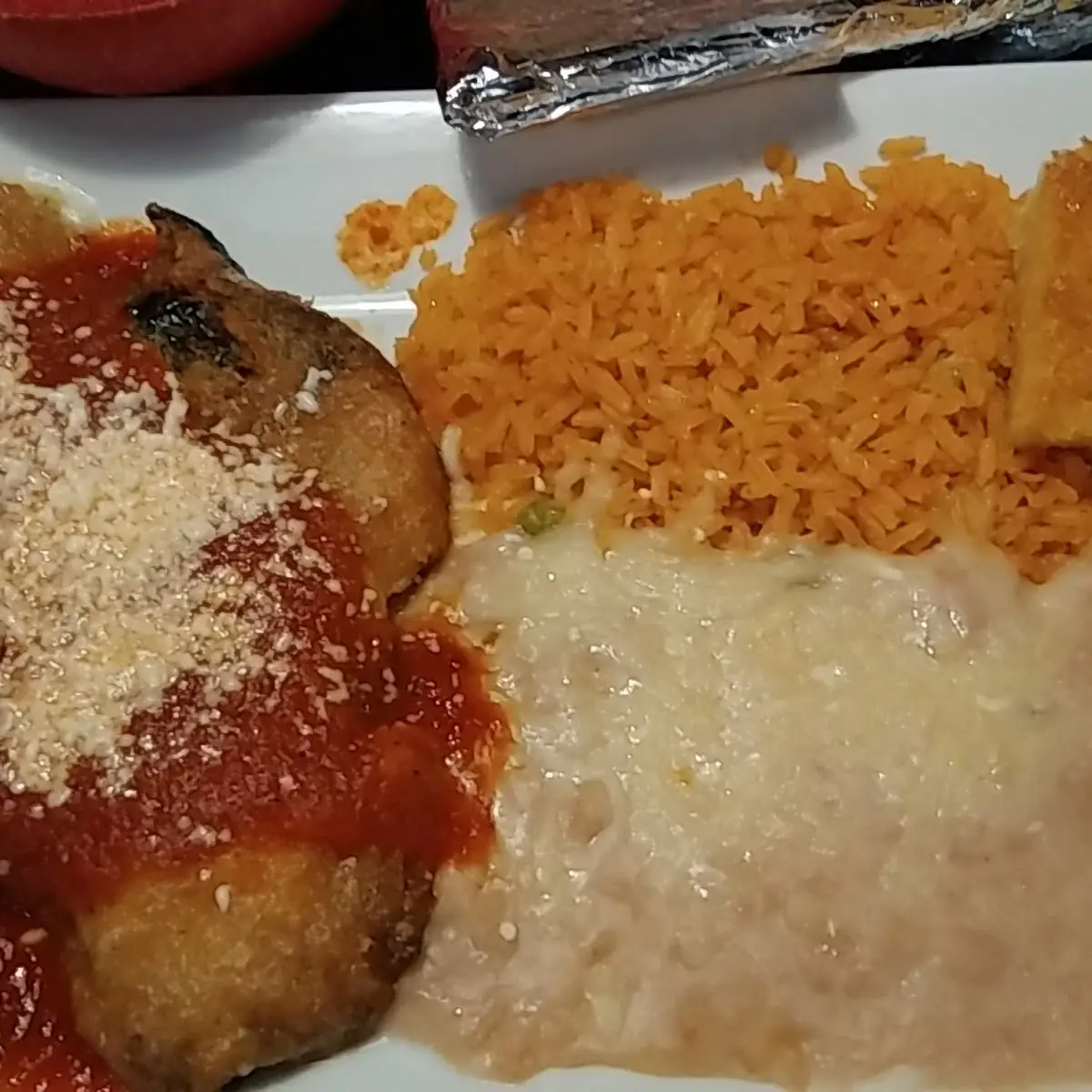 No. 1 Chile Relleno, Taco, Beans and Guacamole Salad Lunch
