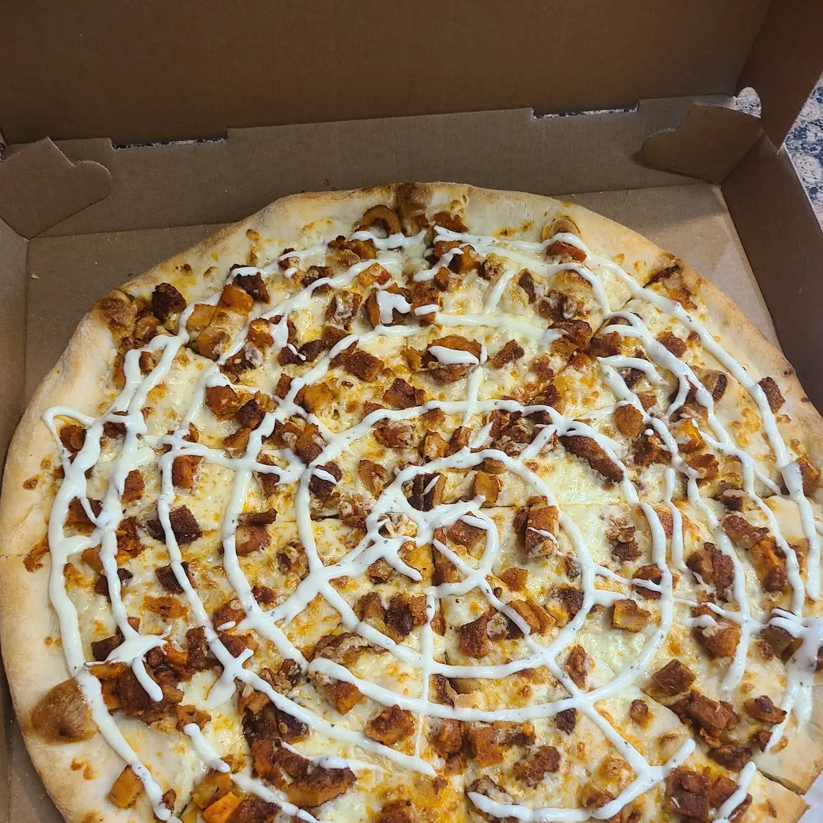 Buffalo Chicken Pizza with Ranch Sauce