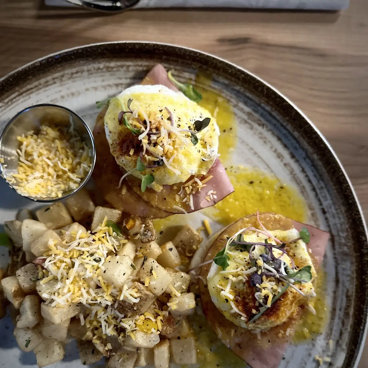 Eggs Benedict